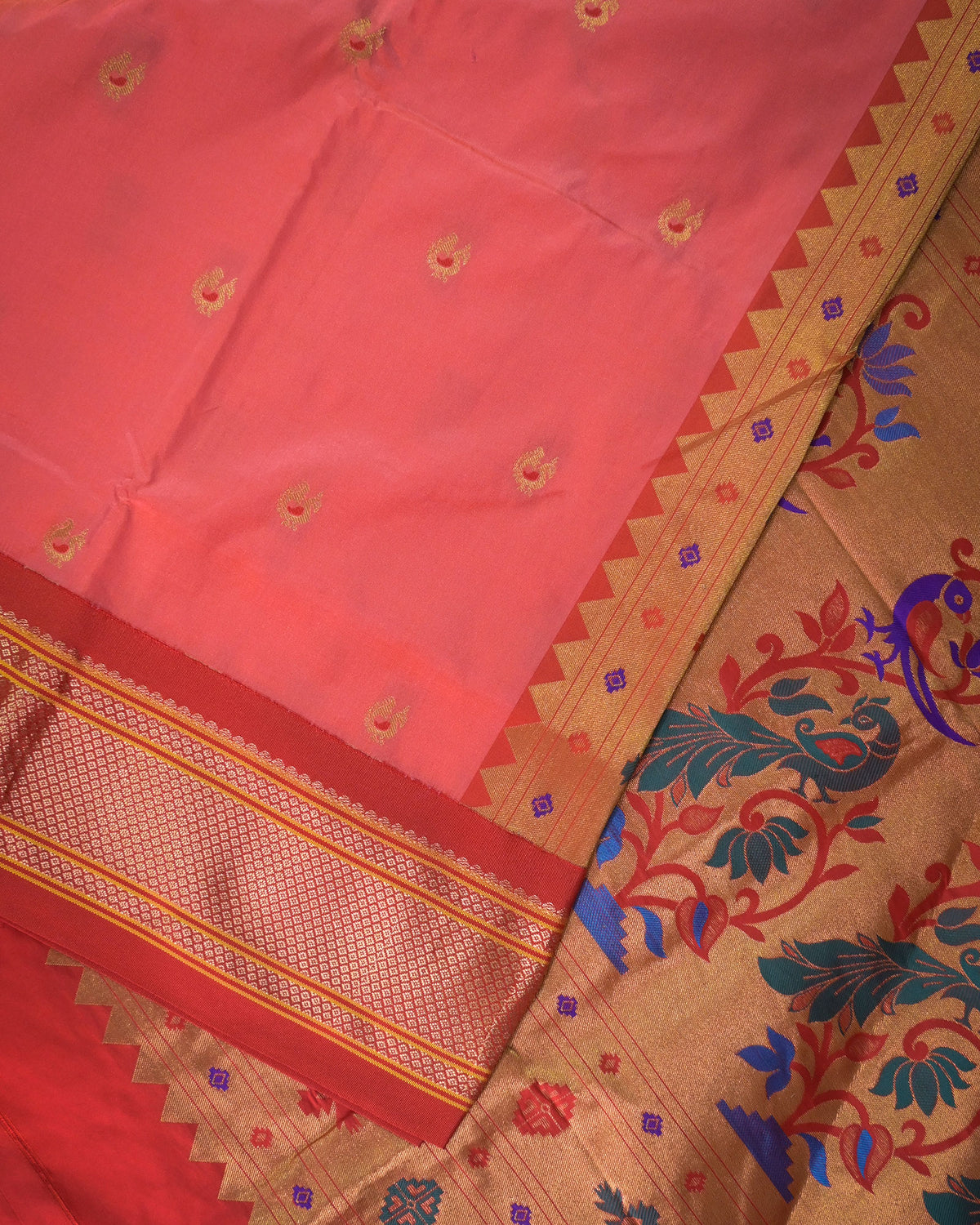 Peach pink Silk Paithani Woven paithani with red contrast