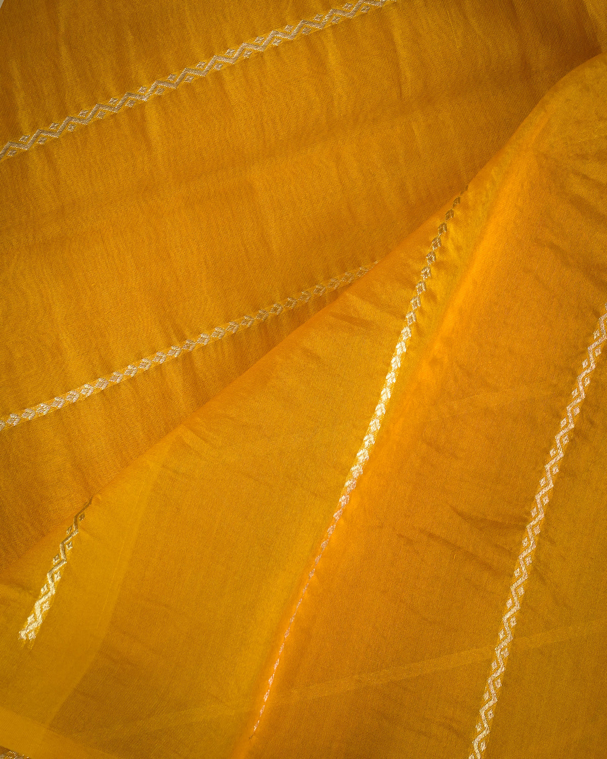 Yellow Pure Banarasi Kora Silk Saree with Chunri Buttis