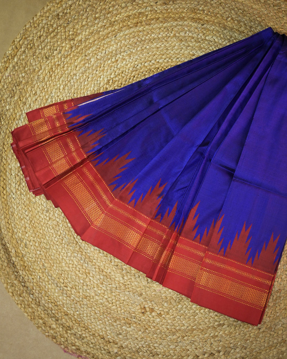 Royal Blue Silk Handloom Kolhapuri Ilkal Saree with Red Temple Border