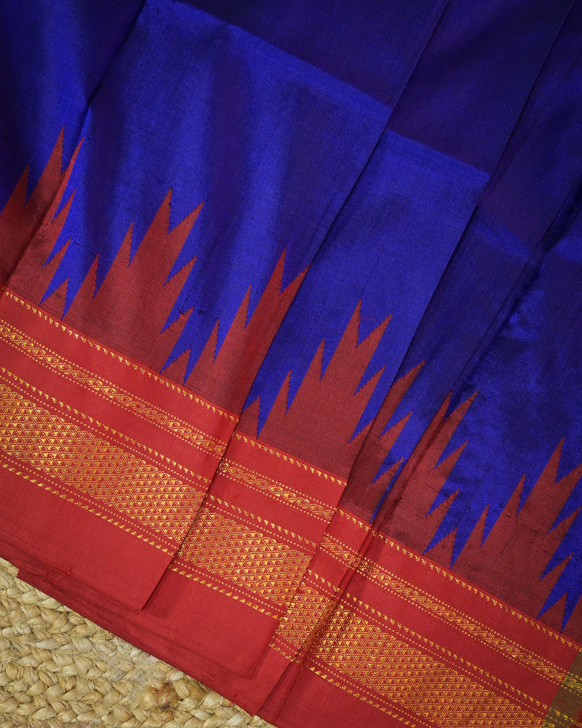 Royal Blue Silk Handloom Kolhapuri Ilkal Saree with Red Temple Border