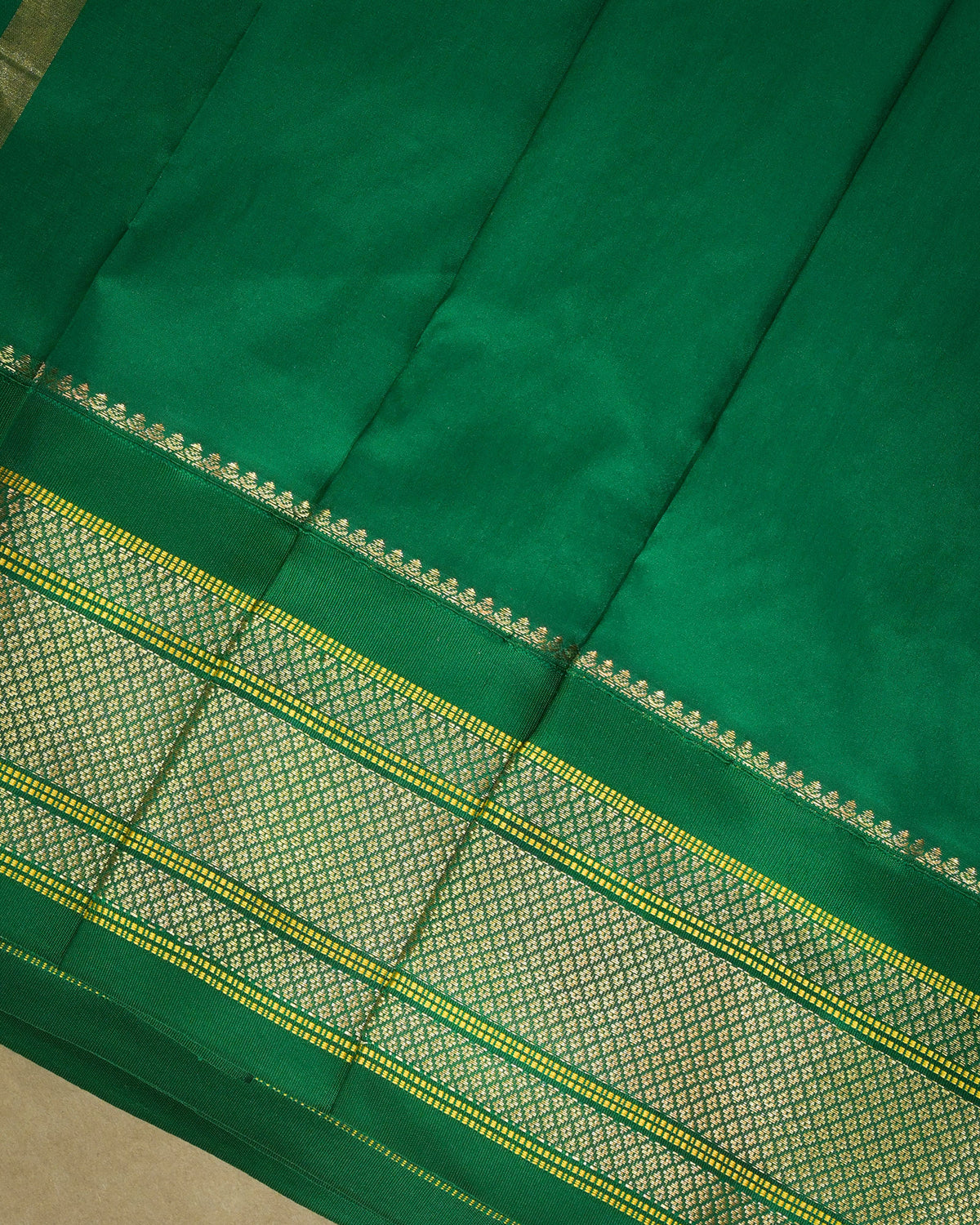 Purple Silk Paithanis Woven paithani with green contrast