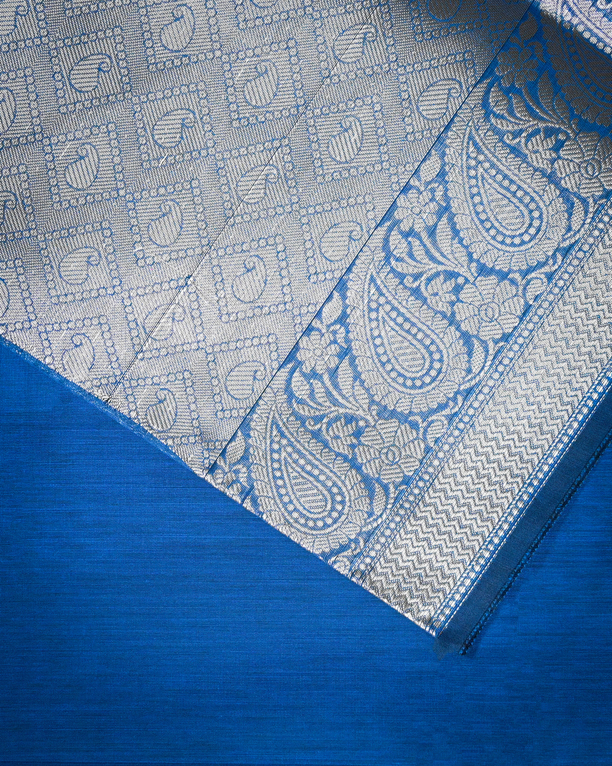 Peacock Blue Cotton/Linen Saree – Woven Plain Body with Rich Pallu