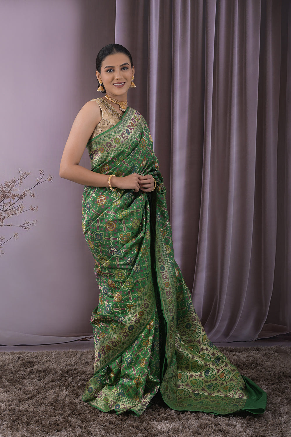 Banarasi Patola Geometrical Ikkat Tie And Dye