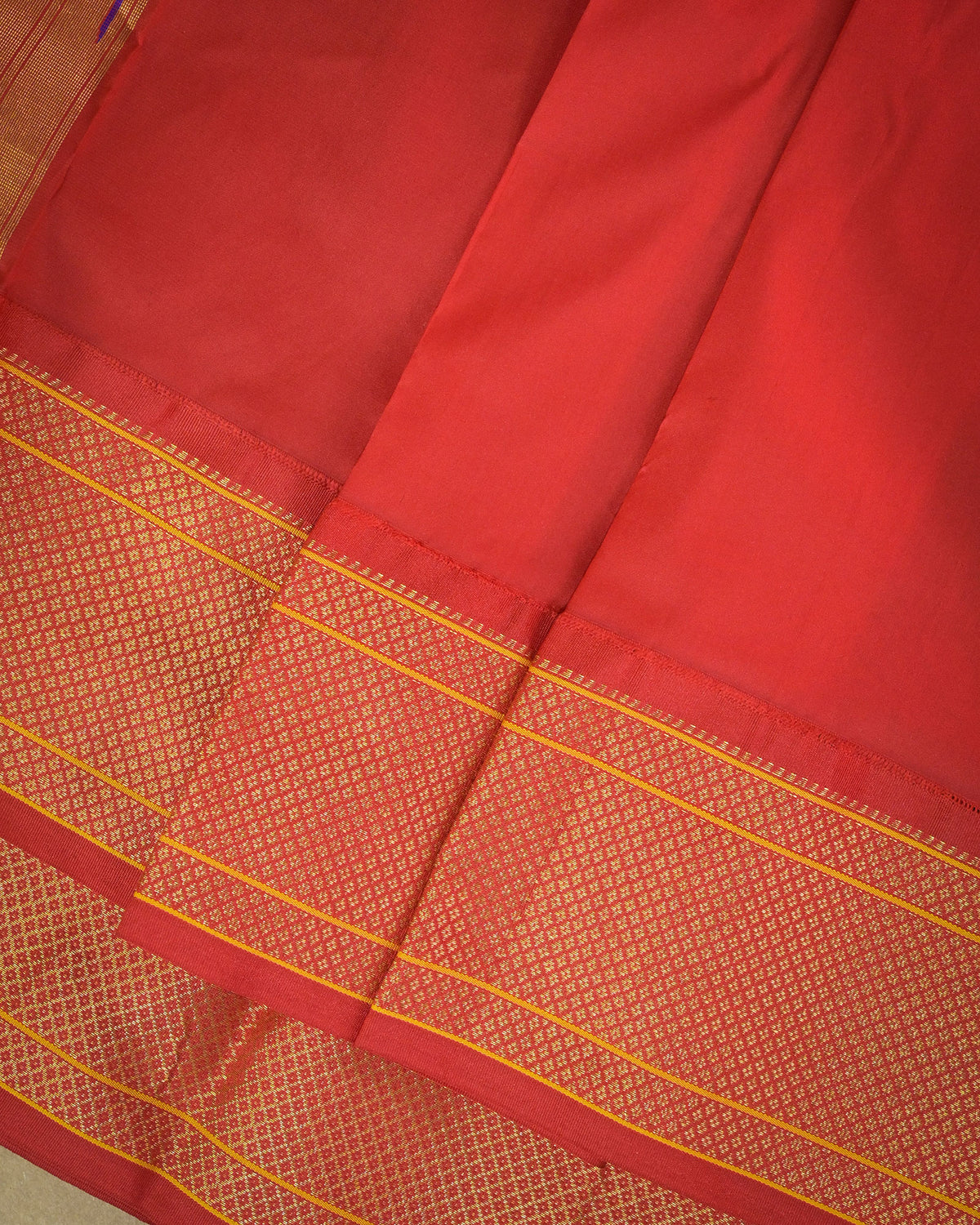 Rama blue Silk Paithanis Woven paithani with red contrast