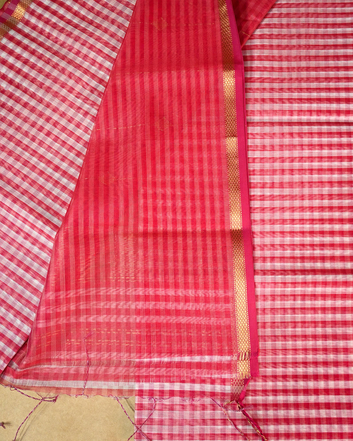 Peach pink Maheshwari Silk Saree