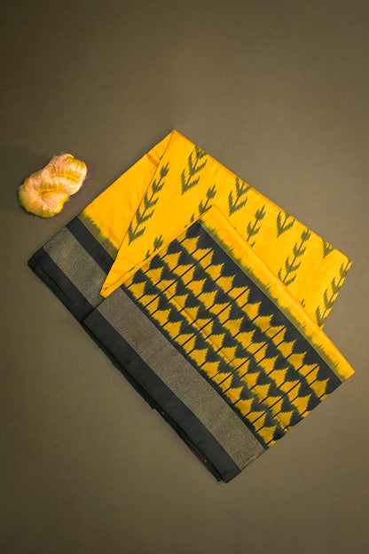 Ikkat Patola Tie And Dye Weave Black Contrast