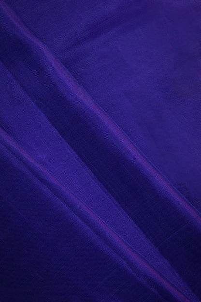 Soft Silk Borderless With Triple Leaves Motifs