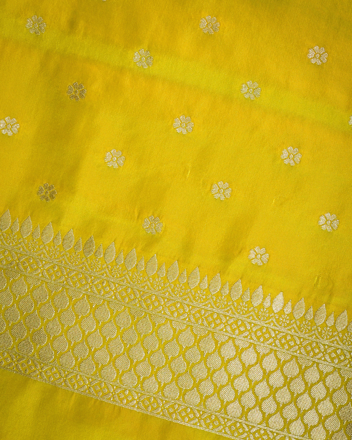 Lemon Yellow Semi Silk Gajji Silk