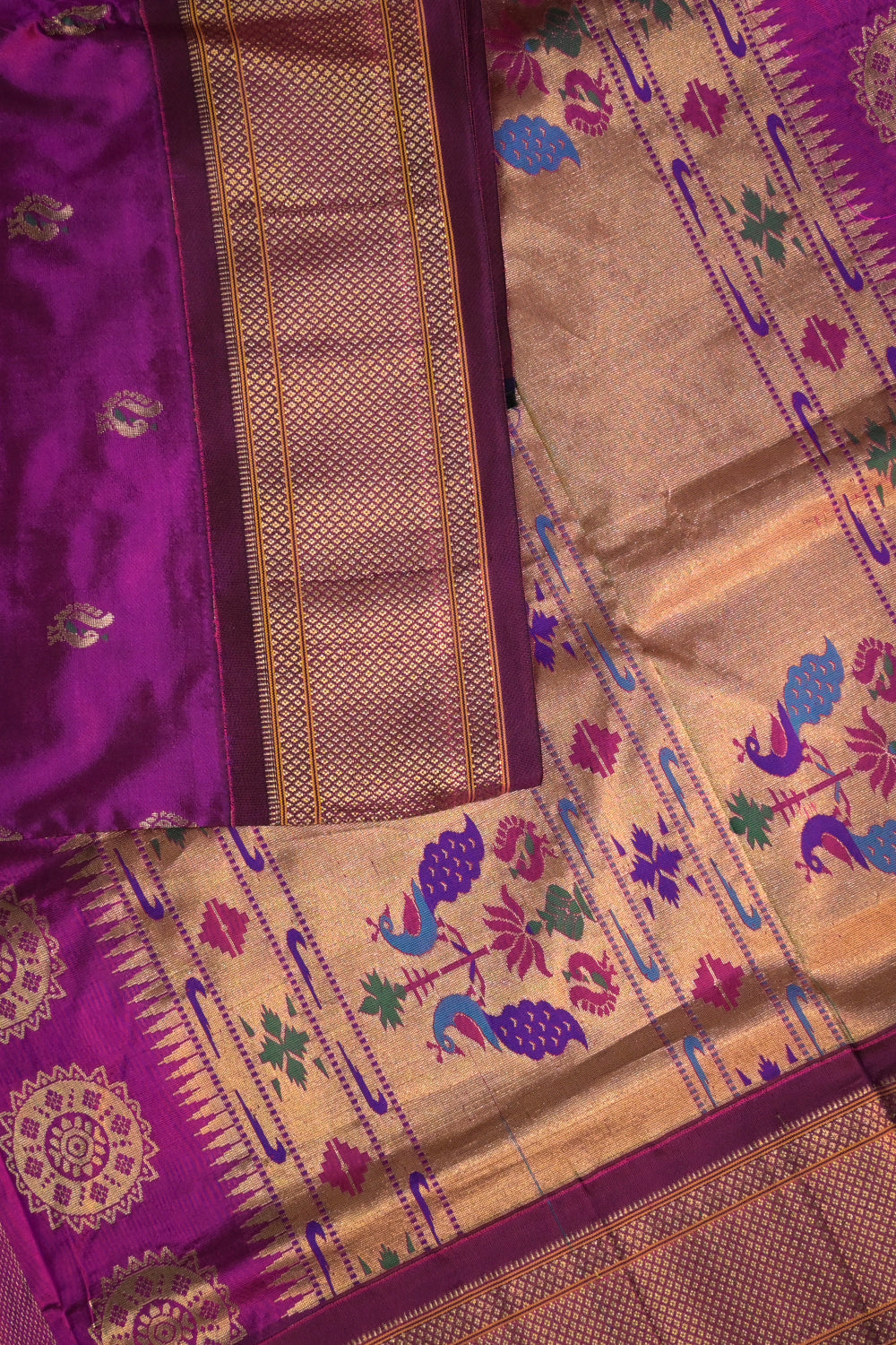 9yard Handwoven Pure Paithani With Peacock Meena Buttis