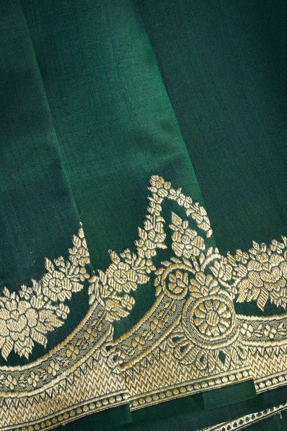 Banarasi Woven Double Leaf Motifs With Necklace Border