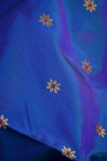 9yard Handwoven Pure Paithani With Meena Buttis And Red Contrast