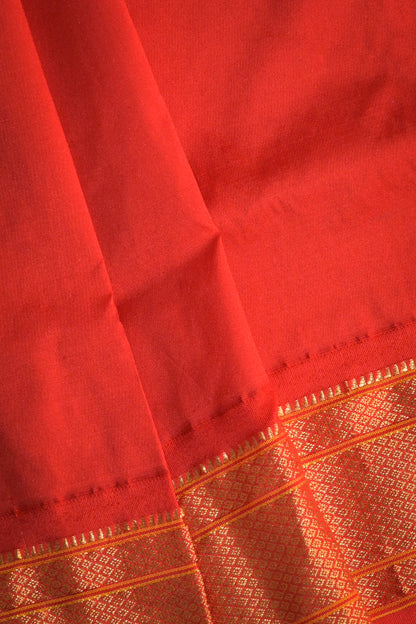9yard Handwoven Pure Paithani With Meena Buttis And Red Contrast