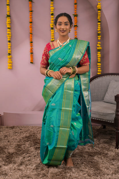 9yard Woven Betel Leafs Motifs With Silver Jari Border