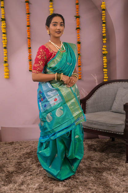 9yard Woven Betel Leafs Motifs With Silver Jari Border