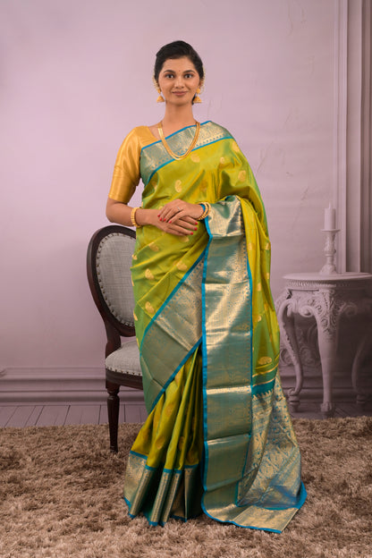 Kanjivaram Woven Gold Jari Motifs