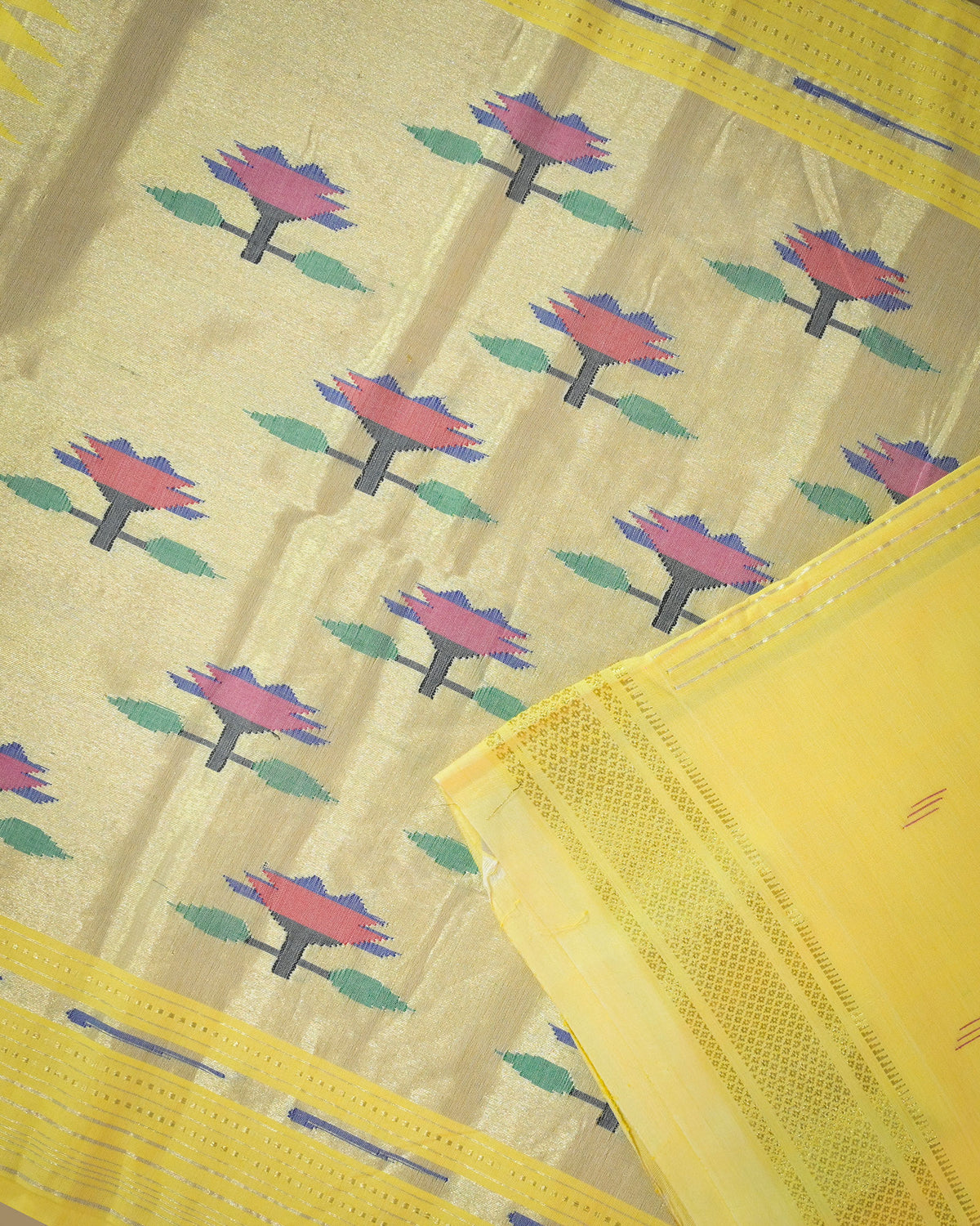 Lemon yellow Handloom Cotton Paithani Saree with Heavy Zari Pallu